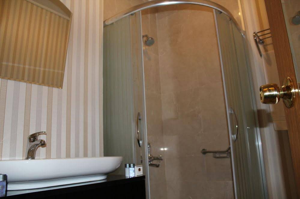 BAKIRKOY TASHAN BUSINESS &AIRPORT HOTEL