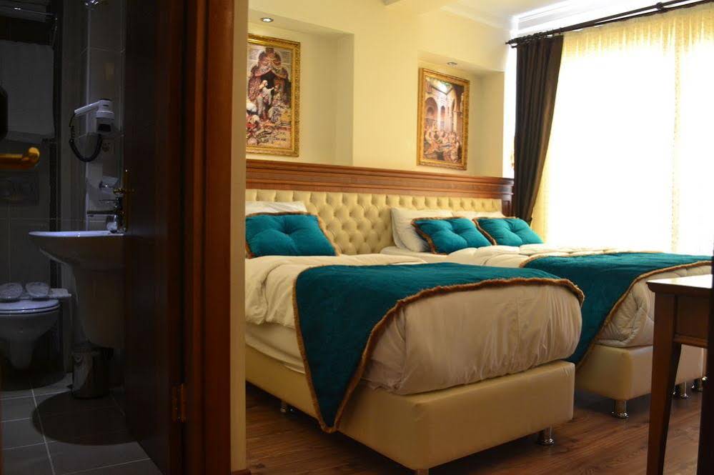 Blue Istanbul Suites