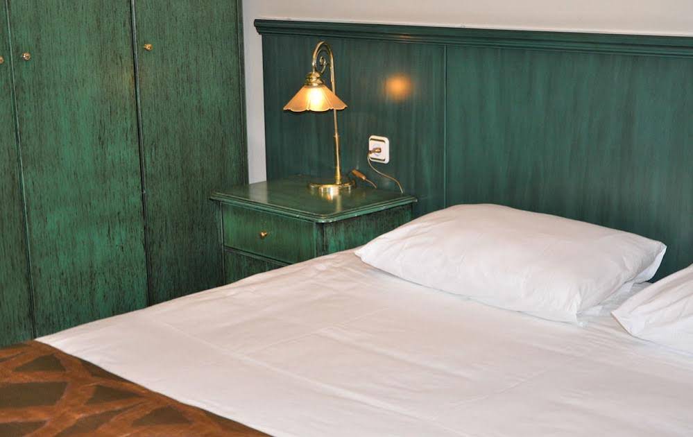 Aksular Hotel