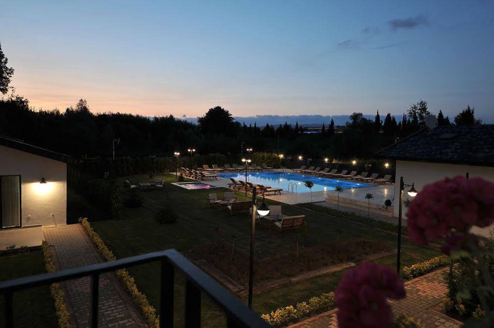 Cayir Cimen Tatil Evleri