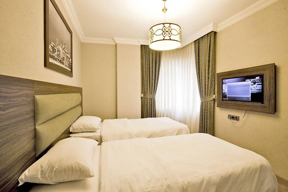 Panagia Suite Hotel