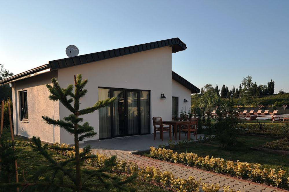 Cayir Cimen Tatil Evleri
