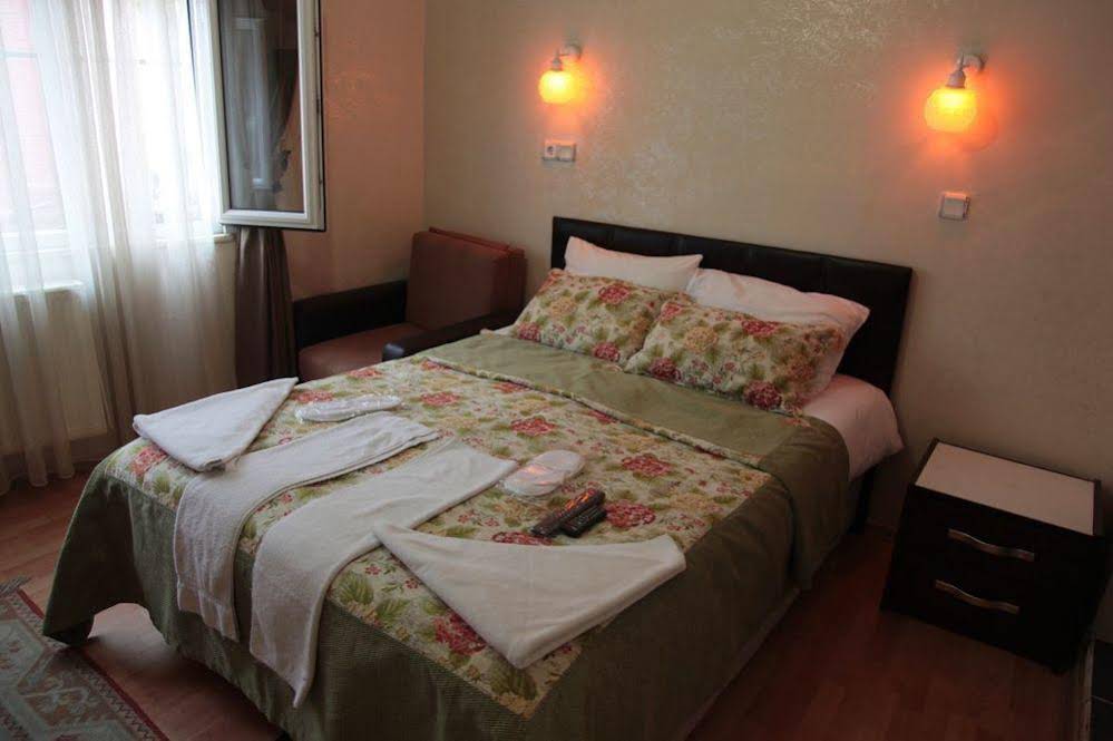 Yakut Hotel