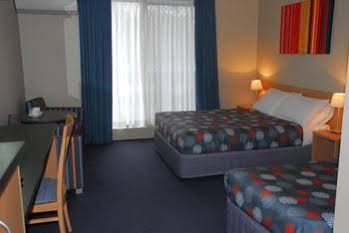Sands Hotel, Maroubra