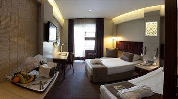 Kervansaray City Thermal Spa and Convention Center.