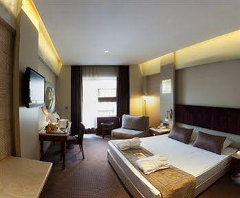 Kervansaray City Thermal Spa and Convention Center.