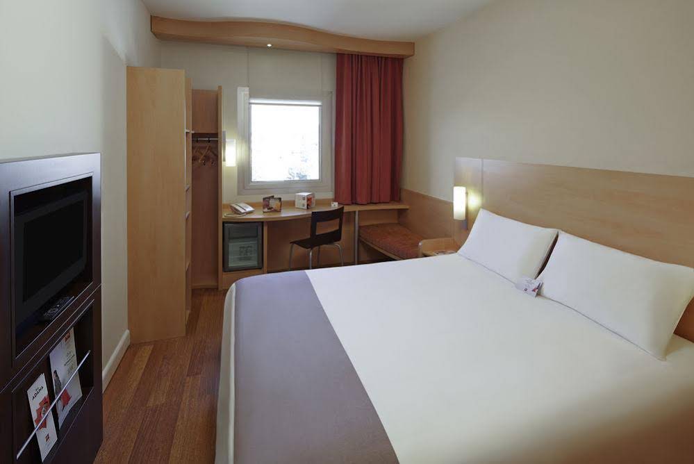 Ibis Bursa