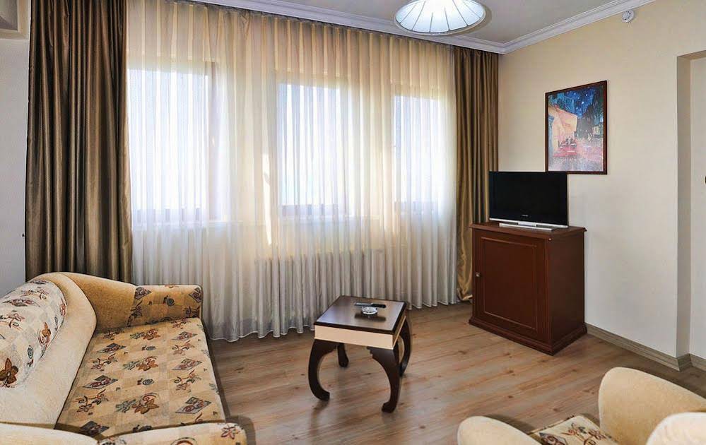 Aksular Hotel