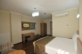 Gumus Palas Hotel