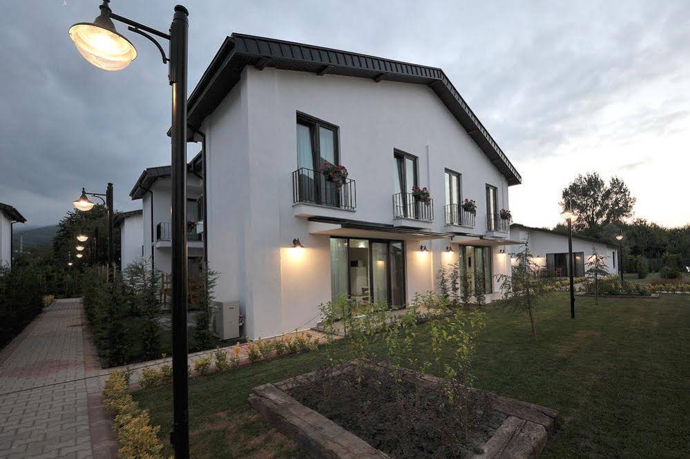 Cayir Cimen Tatil Evleri