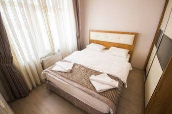 Feyza Apartments
