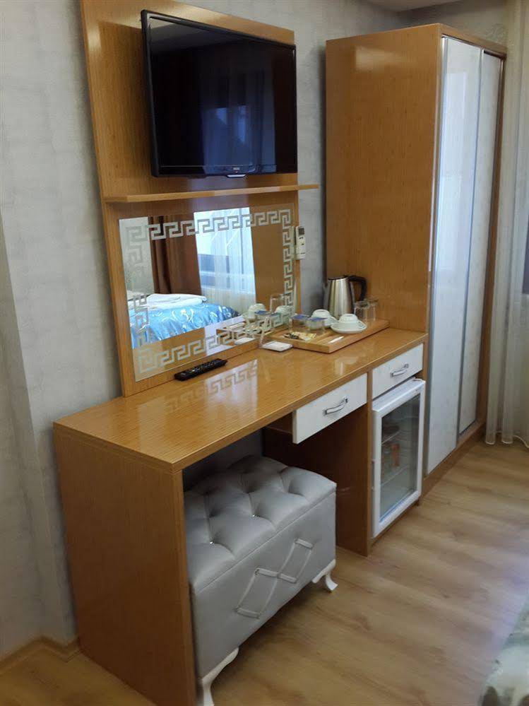 Elite Kasseria Hotel