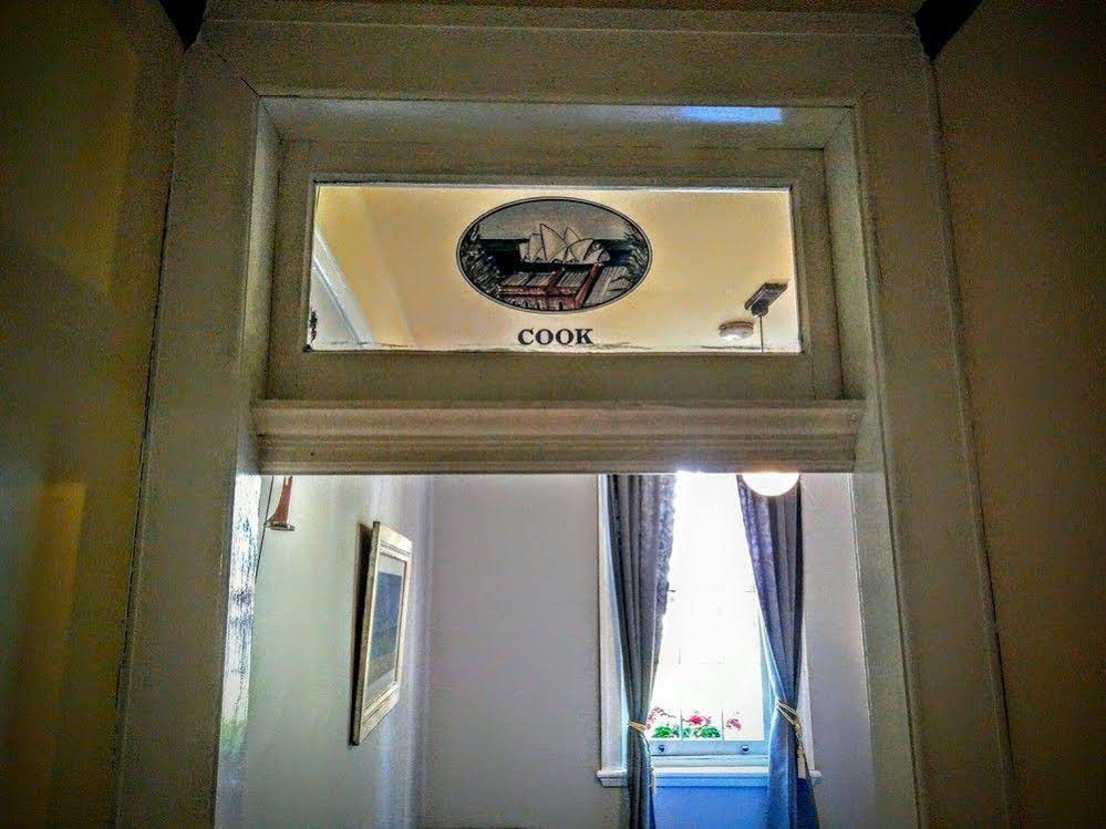 Sydney Harbour Bed and Breakfast