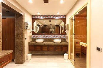 Kervansaray City Thermal Spa and Convention Center.