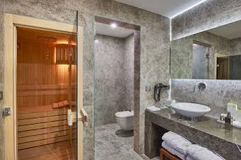 Renata Suites Boutique Hotel