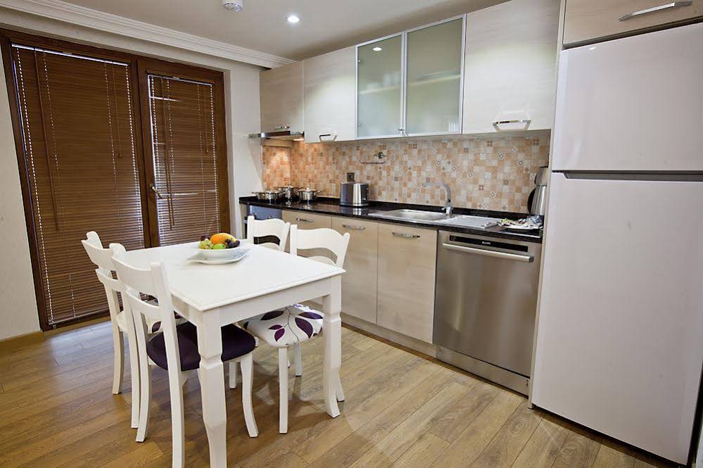 Panagia Suite Hotel