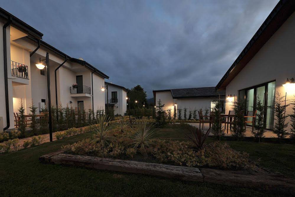 Cayir Cimen Tatil Evleri