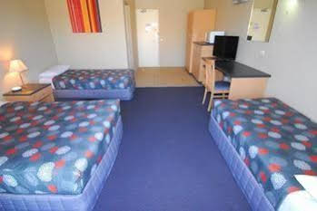 Sands Hotel, Maroubra
