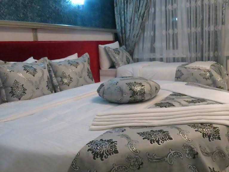 Sky Blue Hotel (Old City)