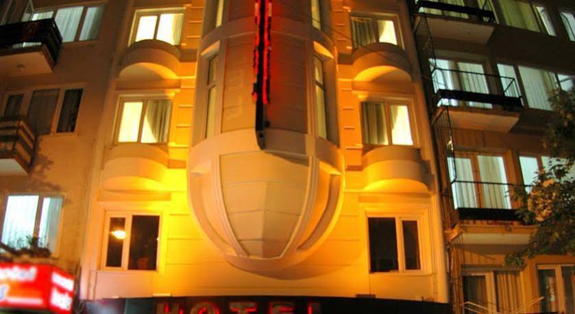 Hotel Grand Heykel