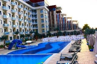 Elegance Resort Hotel & SPA Wellness-Aqua
