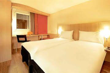 Ibis Bursa