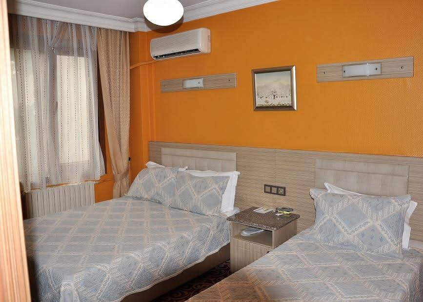 Grand Reis Hotel