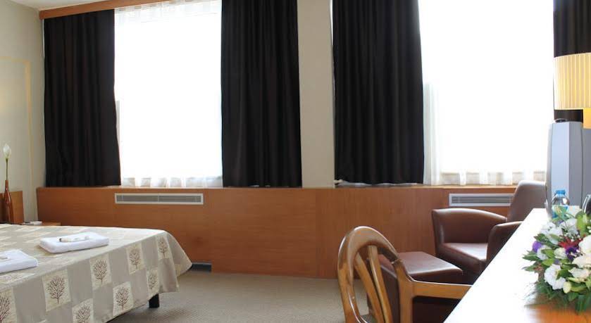 Kent Hotel