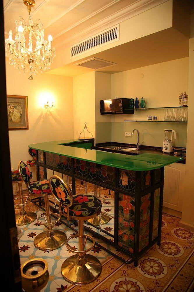 Villa Pera Suite Hotel