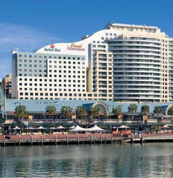 Darling Harbour Getaway