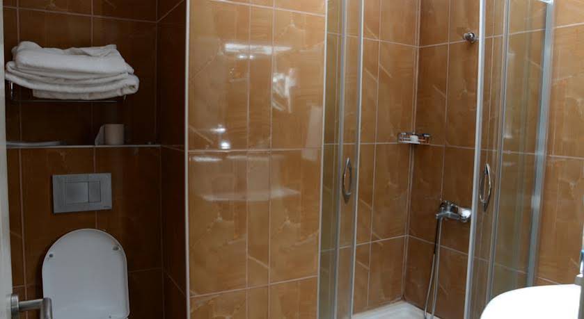 Seref Hotel-Yalova