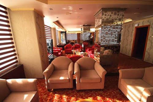 Green Hotel