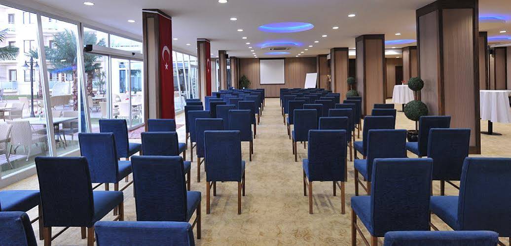 Elegance Resort Hotel & SPA Wellness-Aqua